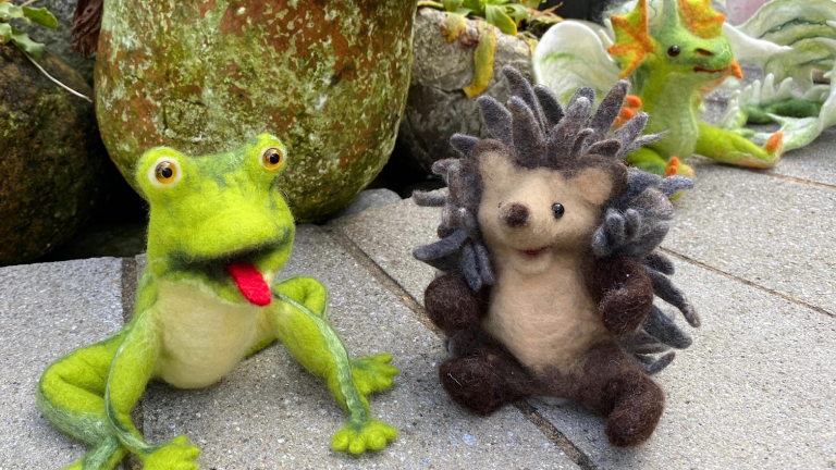 1 bis 2 Fingerpuppen Tierli